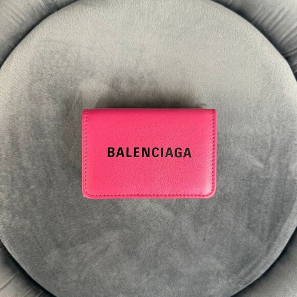 BALENCIAGA Logo-Print Full-Grain Leather Trifold Wallet - Picture 3 of 12